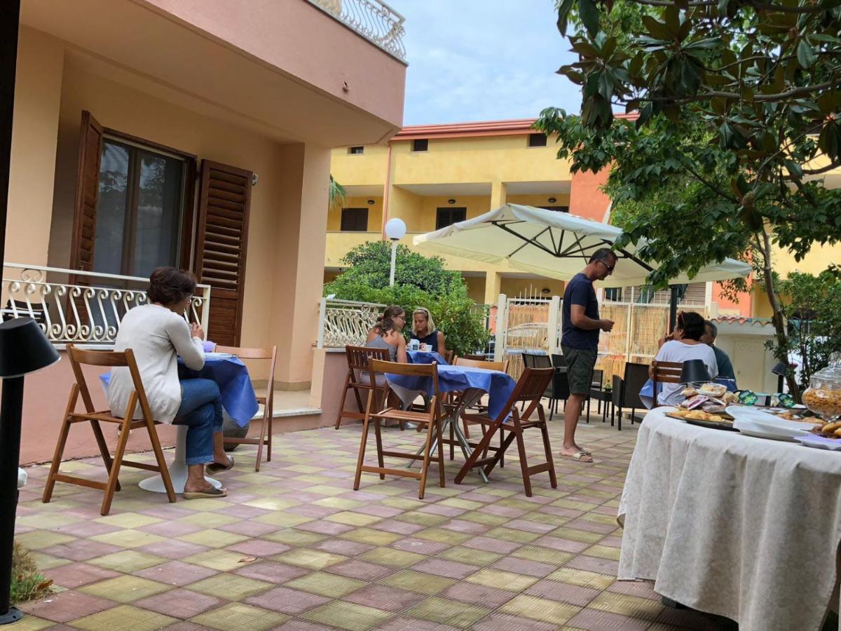 La Porta Del Mare Acomodação com café da manhã Villapiana Exterior foto